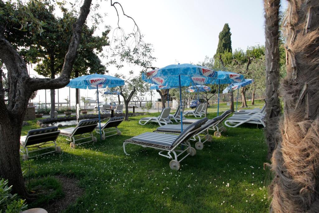 Hotel Fraderiana Torri Del Benaco Εξωτερικό φωτογραφία