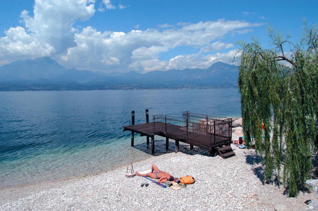 Hotel Fraderiana Torri Del Benaco Δωμάτιο φωτογραφία