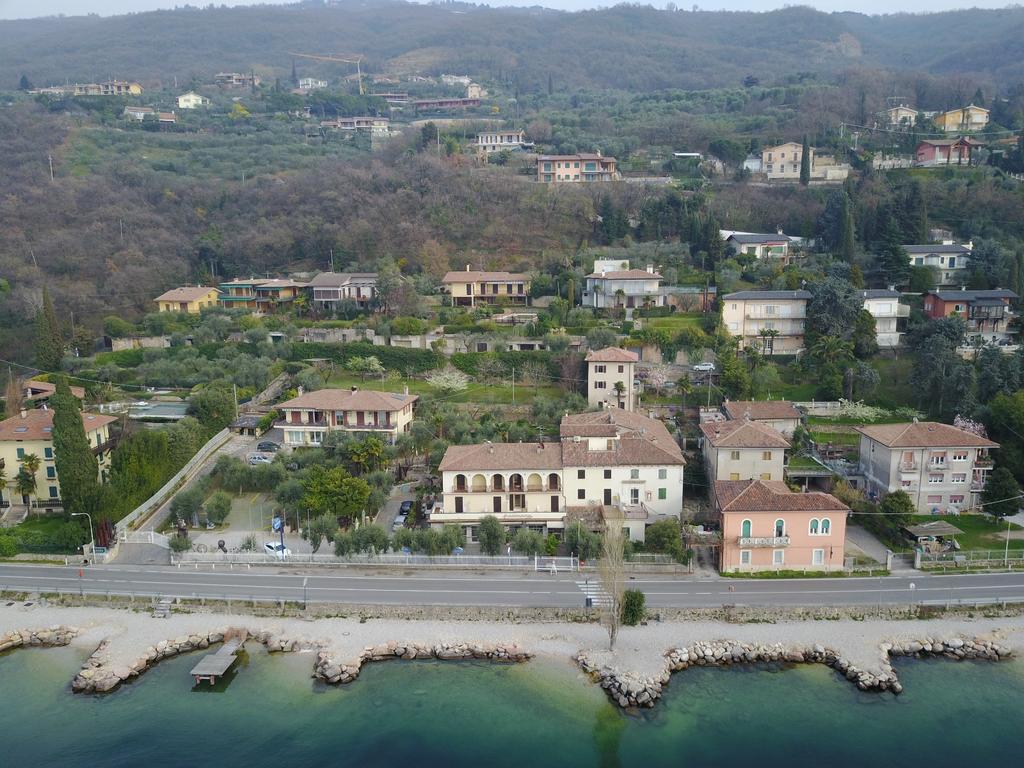 Hotel Fraderiana Torri Del Benaco Εξωτερικό φωτογραφία