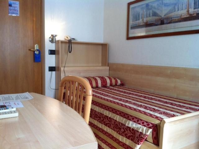 Hotel Fraderiana Torri Del Benaco Εξωτερικό φωτογραφία