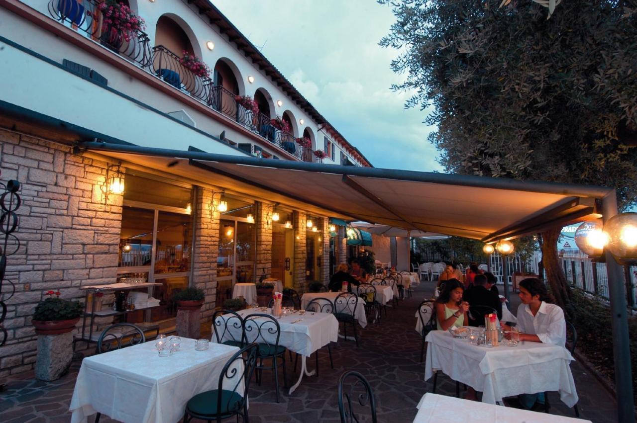 Hotel Fraderiana Torri Del Benaco Εξωτερικό φωτογραφία