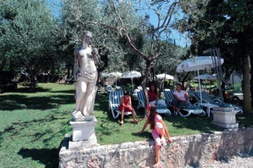 Hotel Fraderiana Torri Del Benaco Δωμάτιο φωτογραφία