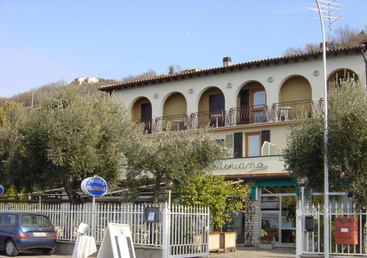 Hotel Fraderiana Torri Del Benaco Εξωτερικό φωτογραφία